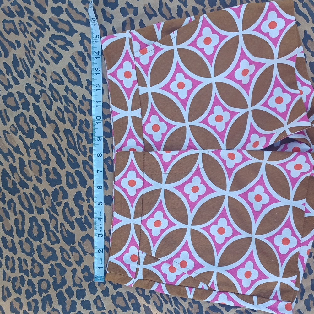 Trina Turk Brown and Pink Geometric Print Women's Shorts - Picture 8 of 10